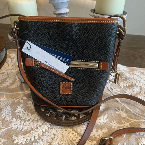 NWT Dooney & Bourke Black and Brown Crossbody Bag - Picture 2 of 11
